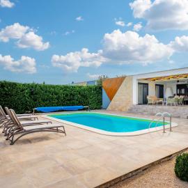 Villa Royal Green Two
