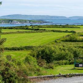 Schull Coastal rural hideaway 5 night min
