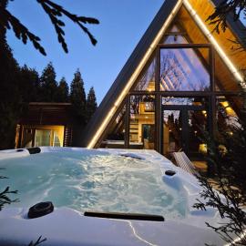 Navas River House, hotelli kohteessa Poljane