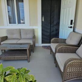 Blue Water Villa, Hotel in Point