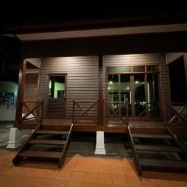 Wan's Beach RoomStay, hotel in Kampong Pak Sabah