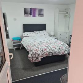 Cosy Studio - Town centre flat with free nearby parking