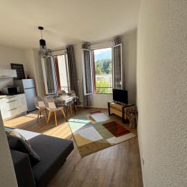 Appartement Le Madargue idéalement placé, hotell i Châtel-Guyon