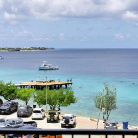 Bonaire Beach Apartment 15 with communal pool and dive facilities