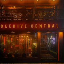 Beehive Central, hotel di Male City