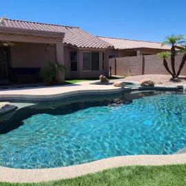 Cozy spacious house, pool heater, spa, firepit