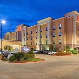 Hampton Inn & Suites Longview North, hotel di Longview