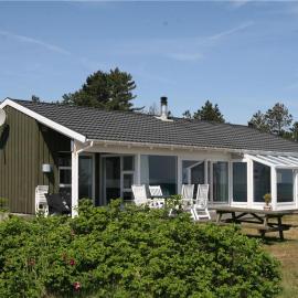 Awesome Home In Ebeltoft With 3 Bedrooms, Sauna And Internet