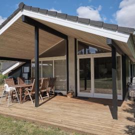 Awesome Home In Ebeltoft With 3 Bedrooms, Sauna And Wifi, hotel i Ebeltoft