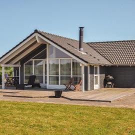 Holiday Home Askemose Sydals Xi, מלון בSkovby