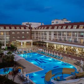White Lilyum Hotel - All Inclusive, hotel em Kemer
