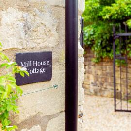 Mill House Cottage - Star Stay on The Cotswold Way, hotel a Harescombe