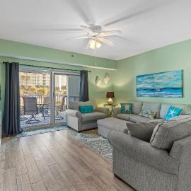 Oceanwalk 2-202, Hotel in New Smyrna Beach