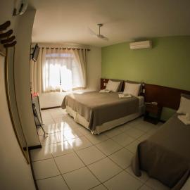 Pousada Recreio Da Praia, hotel u gradu 'Abraão'