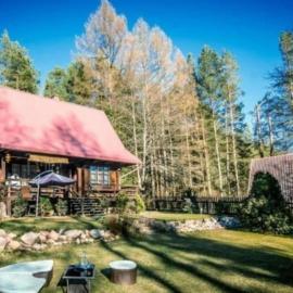 In The Woods - Dom z jacuzzi w środku Puszczy Knyszyśnkiej, hotel a Supraśl