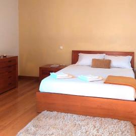 Quartos em Vila Paradise Porto da Cruz, hotel in Porto da Cruz