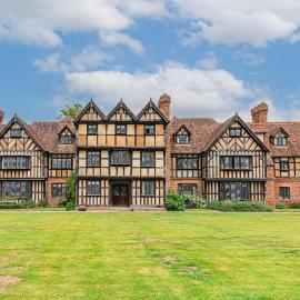 Severn End - 15th Century Manor House!