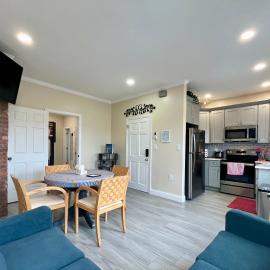 New York City Apartment Near Free Ferry Boat!, hotel in Stapleton