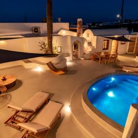 Villa Finika Santorini, hótel í Mesariá