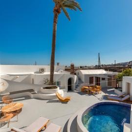 Villa Finika Santorini, hotelli kohteessa Mesariá
