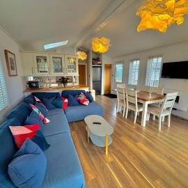 Salcombe Retreat Lodge 2, hotelli kohteessa Soar