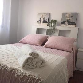 Apartamento Xacobe Grove, 120 metros totalmente equipado, luminoso, céntrico y con plaza de garaje