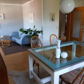 Art-Apartment mit Balkon