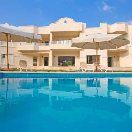 Seven Stays Zayed, hotell i Sheikh Zayed