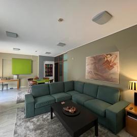 Green Apartment near Marousi Hospitals & OAKA, by PromosHomes, hotel a Marousi
