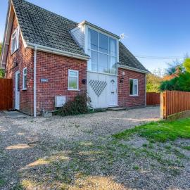 Coastal House Near Surfing Beach - East Runton Crabpot Cottages