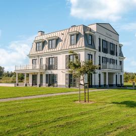 Awesome Apartment In Kamperland, hotel in Kamperland