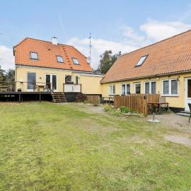 Gorgeous Apartment In Svaneke With Wifi, hotel in Svaneke