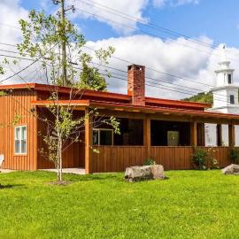 Windham में, होटल Mountain Cabin with Scenic Views and Hot Tub