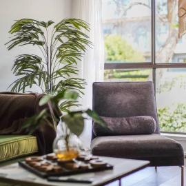 Low Maintenance Living in Perfect BoxHill Location, hotel in Box Hill