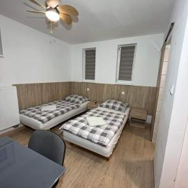 Sólyom Szálló, hotel em Szombathely