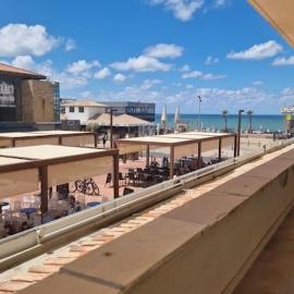 Appartement à 20 m de la plage, hotel in Lacanau