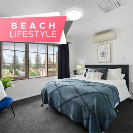 Sapphire by the Sea - Beach Family Modern, hotel a Grange