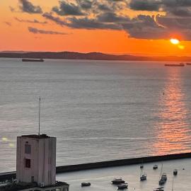 Apartamento vista ao mar com ar