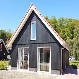 Modern Villa with Garden
