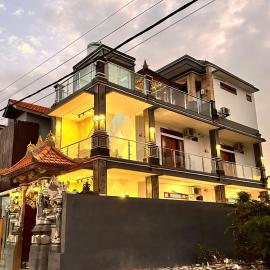 Shin In Bali, hotel Kutában