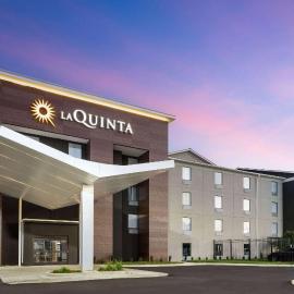 La Quinta Inn & Suites by Wyndham Memphis I-240