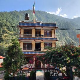 Hotel Garden Inn, hotel Syābru Bensi városában