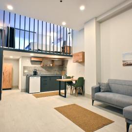 Central location LOFT Apartment, hotel di Avcılar