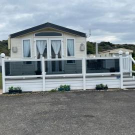 E3 2 BED DELUXE SANDFIELD NEXT To THE GOLDEN PALM, hotel in Chapel Saint Leonards