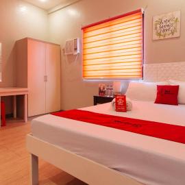 RedDoorz near Christ the King Medical Center, hotel in Manilla
