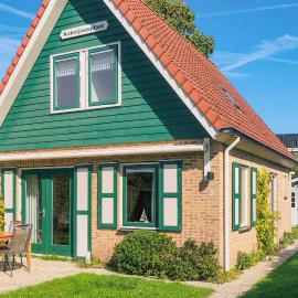 3 Bedroom Lovely Home In Zonnemaire, hotel in Zonnemaire