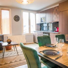 CENTRE VILLE, plusieurs appartements rénovés lumineux dans meme immeuble, hotel en Dieppe