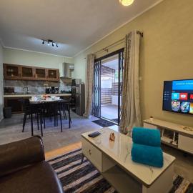 Blue Bay Beach Apartment