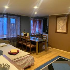 Uus 13b, Beautiful 3-bedroom Apartment - 3 big beds