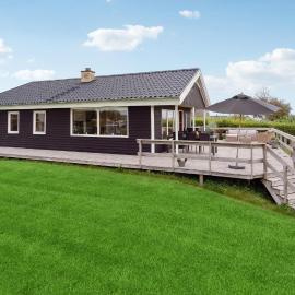Three-Bedroom Holiday Home In Hejls, Hotel in Hejls